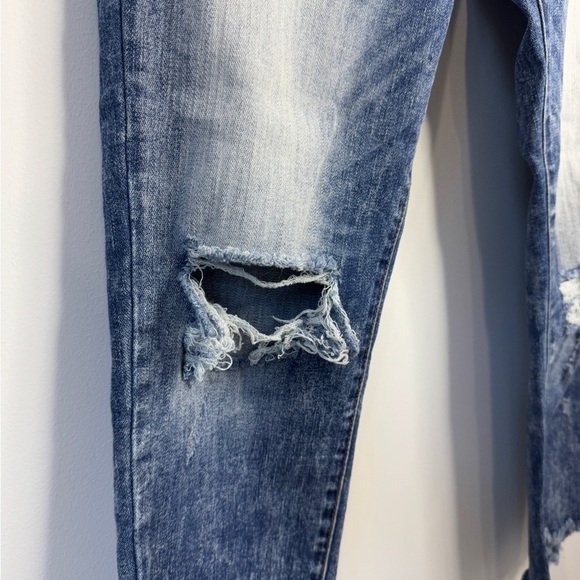 STS Taylor Tomboy Distressed Raw Hem Women’s Jeans (28) - Picture 3 of 8